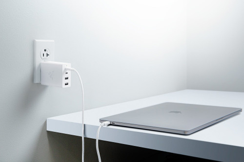 Razer RC21-01700200-R3M1 cargador de dispositivo móvil Auriculares, Auriculares, Teléfono móvil, Netbook, Portátil, Batería portátil, Smartphone, Reloj inteligente, Tableta, Teléfono Blanco Corriente alterna Interior - Imagen 3