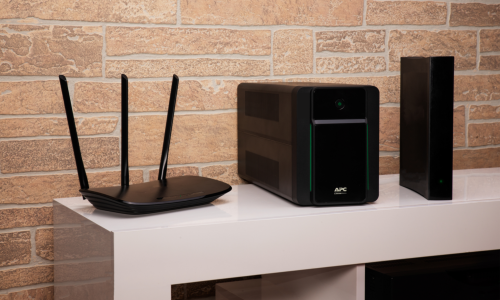 APC BX1600MI sistema de alimentación ininterrumpida (UPS) Línea interactiva 1,6 kVA 900 W 6 salidas AC - Imagen 4