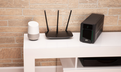 APC BX750MI-GR sistema de alimentación ininterrumpida (UPS) - Imagen 4