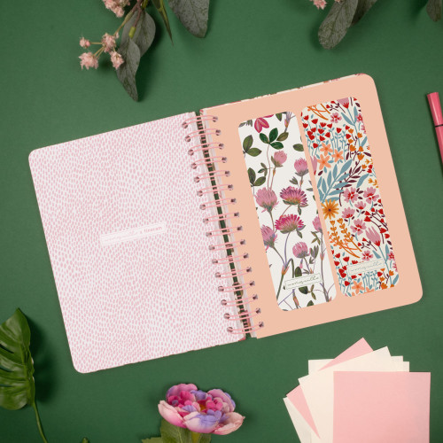 AGENDA 2026 MONIQUILLA E10 155X212MM DIA PAGINA AMAPOLA - Imagen 4