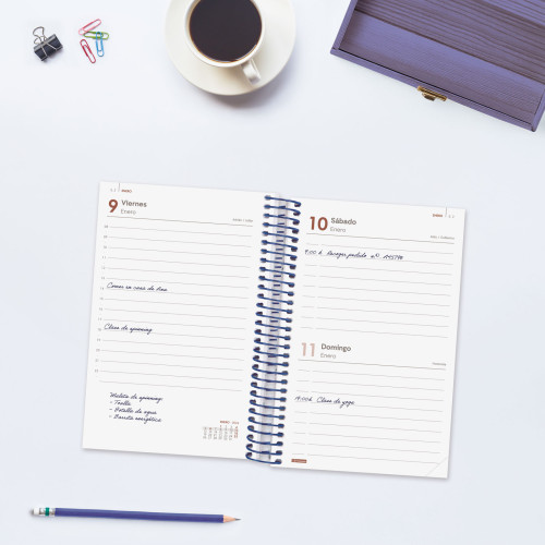 AGENDA 2026 BASIC YEAR E5 117X181MM DIA PAGINA AZUL FINOCAM - Imagen 2